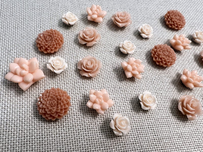 Temoyj 24Pcs Decorative Push Pins for Bulletin Board,Cork Board, Office Organization or Home - Image 3